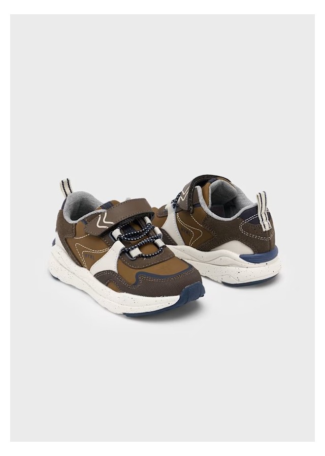 Кросівки Mayoral