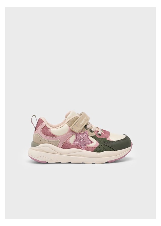 Кросівки Mayoral