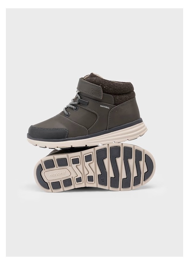 Черевики на липучці Mayoral