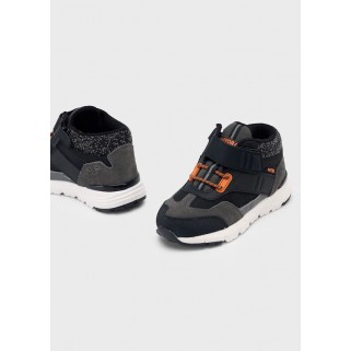 Черевики на липучці Mayoral