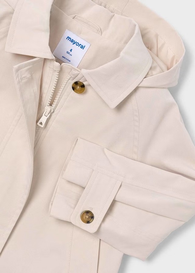 Вітрівка Mayoral