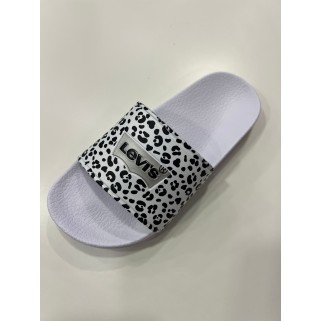 Шльопанці Levis