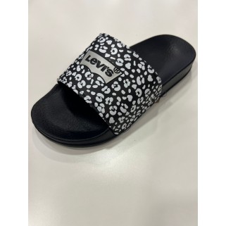 Шльопанці Levis